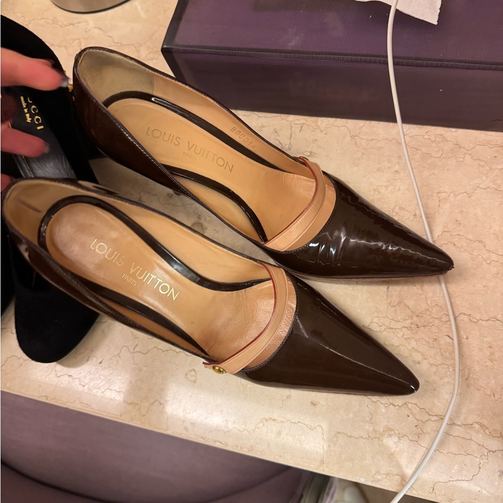 Louis Vuitton gina Brown Patent Leather Women's Shoes